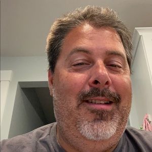 Meet your Posher, Troy